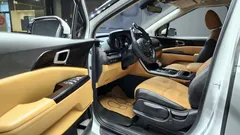 2023 Kia Carnival Diesel 9-Seater Prestige — фото 11