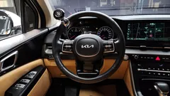 2023 Kia Carnival Diesel 9-Seater Prestige — фото 14