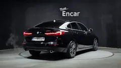 2022 BMW 2-Series 220i Advantage — фото 2