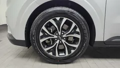 2023 Kia Carnival Diesel 9-Seater Prestige — фото 5