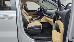 2023 Kia Carnival Diesel 9-Seater Prestige — фото 11
