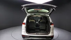 2022 Kia Carnival Diesel 9-Seater Noblesse — фото 20