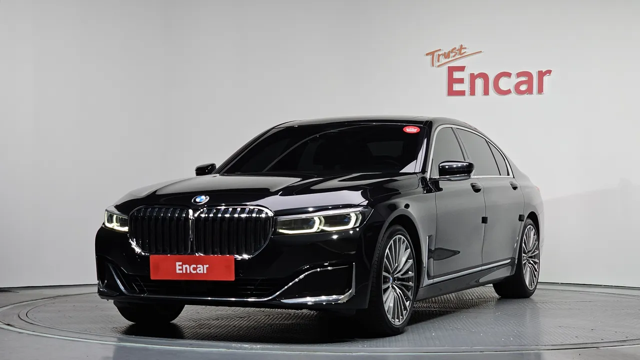 2021 BMW 7-Series 740Li xDrive Design Pure Excellence