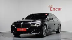 2021 BMW 7-Series 740Li xDrive Design Pure Excellence, чёрный — фото 1