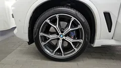 2023 BMW X5 xDrive 30d M Sport, белый — фото 5
