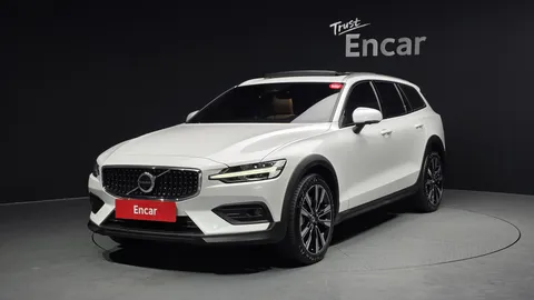 2023 Volvo V60 B5 Ultimate AWD
