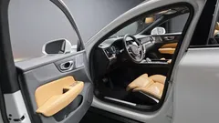 2023 Volvo V60 B5 Ultimate AWD, белый — фото 10