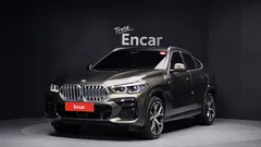 2022 BMW X6 xDrive40i M Sport, 연금색 — фото 1