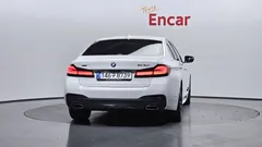 2023 BMW 5-Series 523d xDrive M Sport — фото 4