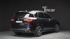 2022 BMW X5 xDrive 40i M Sport — фото 2