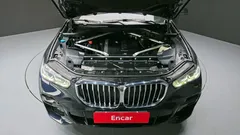 2022 BMW X5 xDrive 40i M Sport — фото 6