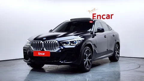 2022 BMW X6 xDrive40i M Sport