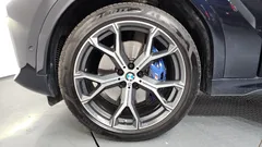 2022 BMW X6 xDrive40i M Sport, чёрный — фото 5