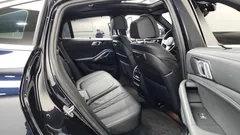2022 BMW X6 xDrive40i M Sport, чёрный — фото 12