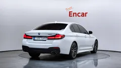 2022 BMW 5-Series 520i M Sport — фото 2