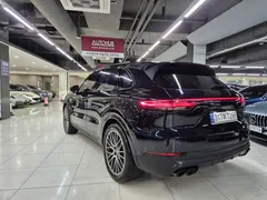 2023 Porsche Cayenne 3.0 E-HYBRID PLATINUM EDITION — фото 4