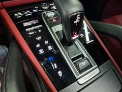 2023 Porsche Cayenne 3.0 E-HYBRID PLATINUM EDITION — фото 19