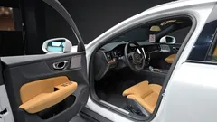2023 Volvo V60 B5 Ultimate AWD — фото 10