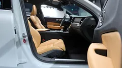 2023 Volvo V60 B5 Ultimate AWD — фото 11