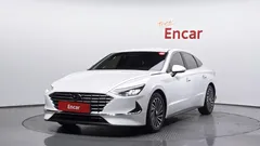 2022 Hyundai Sonata Premium Plus, белый — фото 1