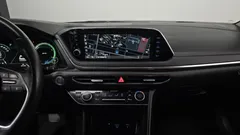 2022 Hyundai Sonata Premium Plus, белый — фото 19