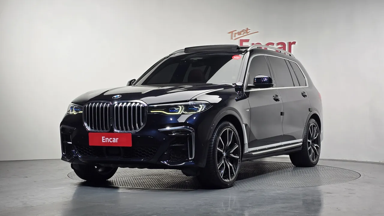 2022 BMW X7 xDrive 40i M Sport 6STR