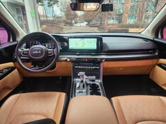 2022 Kia Carnival Diesel 9-Seater Prestige — фото 19