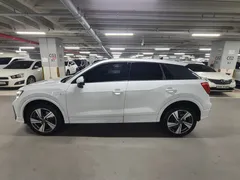 2023 Audi Q2 35 TDI Premium, белый — фото 4