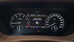 2021 Genesis G90 5.0 AWD, коричневый — фото 8