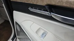 2021 Genesis G90 5.0 AWD, коричневый — фото 18