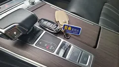 2022 Audi A7 55 TFSI Quattro Premium, белый — фото 9