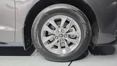 2023 Toyota Sienna 2.5 Hybrid AWD, серый — фото 5
