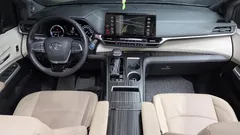 2023 Toyota Sienna 2.5 Hybrid AWD, серый — фото 7