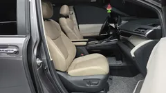 2023 Toyota Sienna 2.5 Hybrid AWD, серый — фото 11