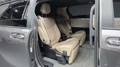 2023 Toyota Sienna 2.5 Hybrid AWD, серый — фото 12
