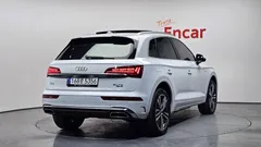 2023 Audi Q5 40 TDI Quattro Premium, белый — фото 2
