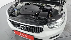 2022 Volvo XC40 B4 Inscription, белый — фото 6