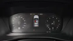 2022 Volvo XC40 B4 Inscription, белый — фото 8