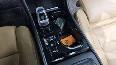 2022 Volvo XC40 B4 Inscription, белый — фото 9