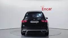 2022 Mercedes-Benz GLB-Class AMG GLB35 4MATIC — фото 4