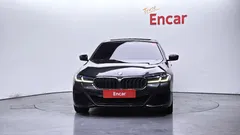 2023 BMW 5-Series 530i xDrive M Sport Package, серый — фото 3