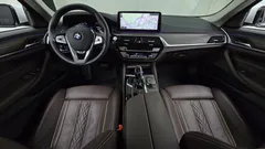 2023 BMW 5-Series 530i Luxury — фото 7