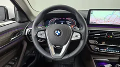 2023 BMW 5-Series 530i Luxury — фото 13