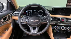 2023 Genesis G70 Gasoline 2.0T 4WD, белый — фото 13