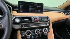 2023 Genesis G70 Gasoline 2.0T 4WD, белый — фото 14