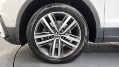 2022 Volkswagen Tiguan 2.0 TSI Prestige — фото 5