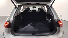 2022 Volkswagen Tiguan 2.0 TSI Prestige — фото 20