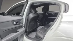 2022 Volvo S60 B5 R-Design — фото 17