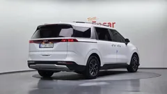 2023 Kia Carnival Diesel 9-Seater Prestige — фото 2