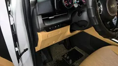 2023 Kia Carnival Diesel 9-Seater Prestige — фото 17